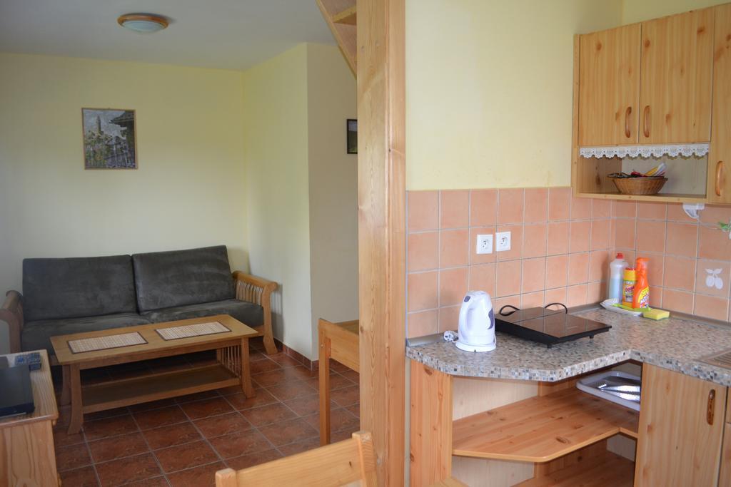 Pod Knizeci, * Trojanovice